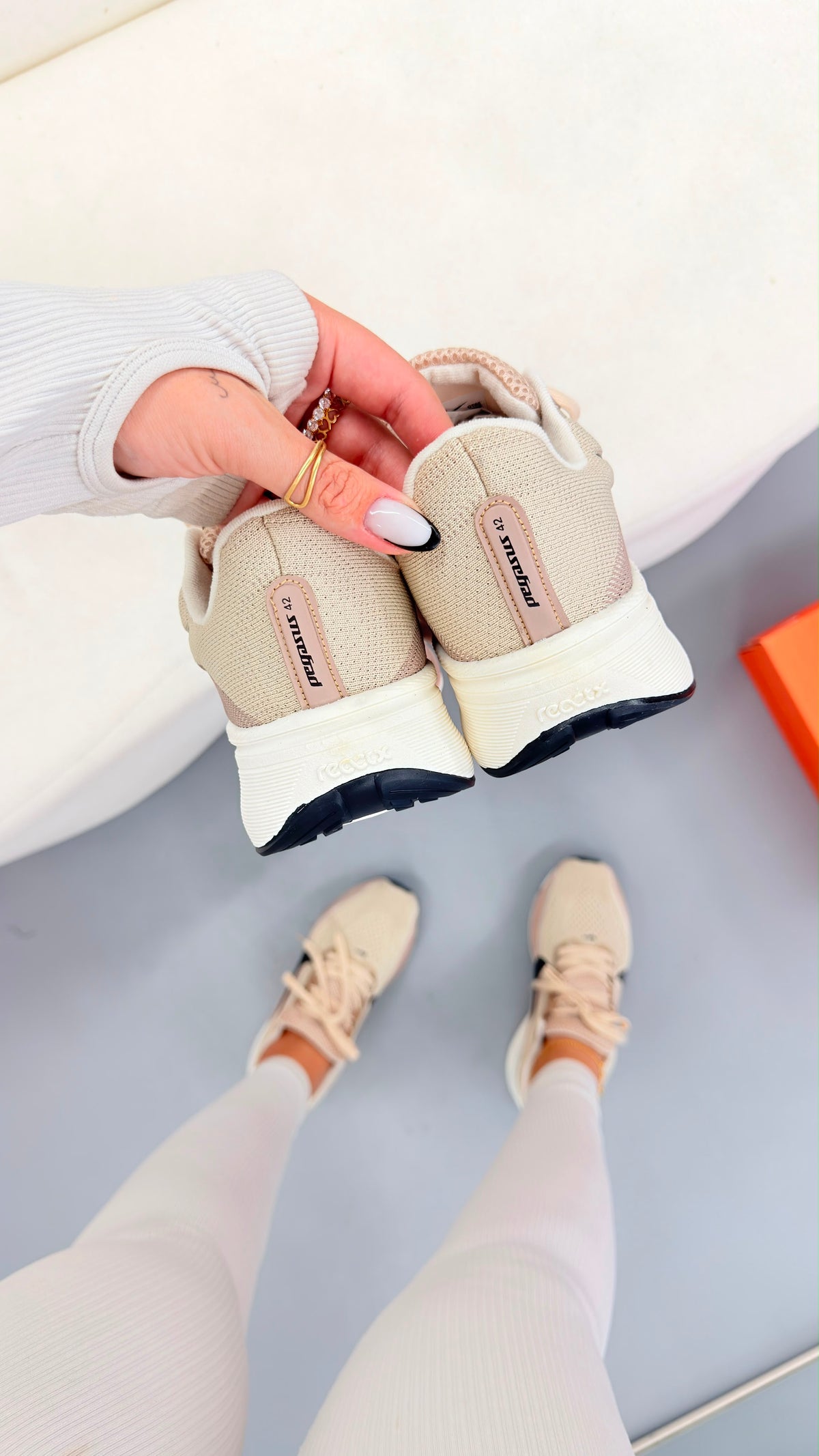 Pegasus 42 Knit - nude