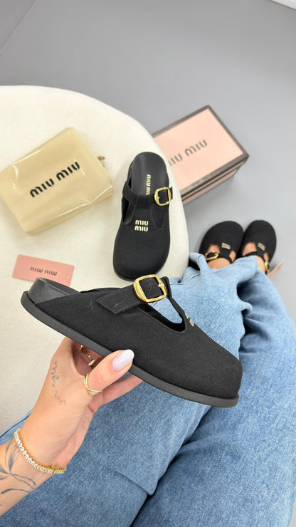 Clogs Miu Miu 😍